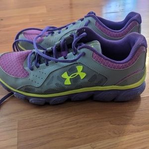 Under Armour Running shoes